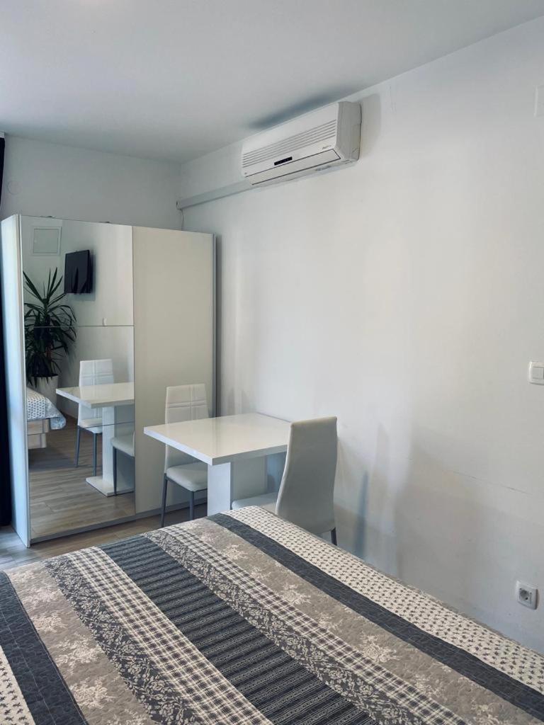 Marojica Apartments Cavtat Oda fotoğraf